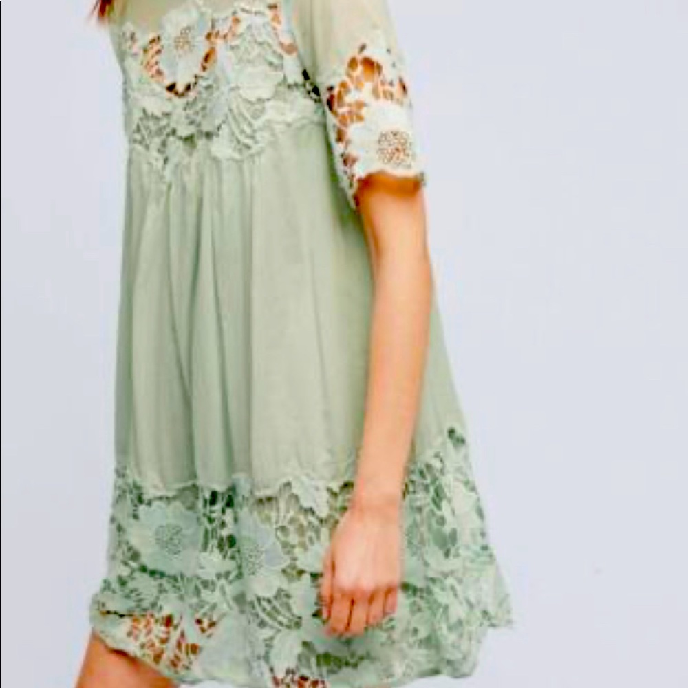 Holding horses anthro size 2 lace dress